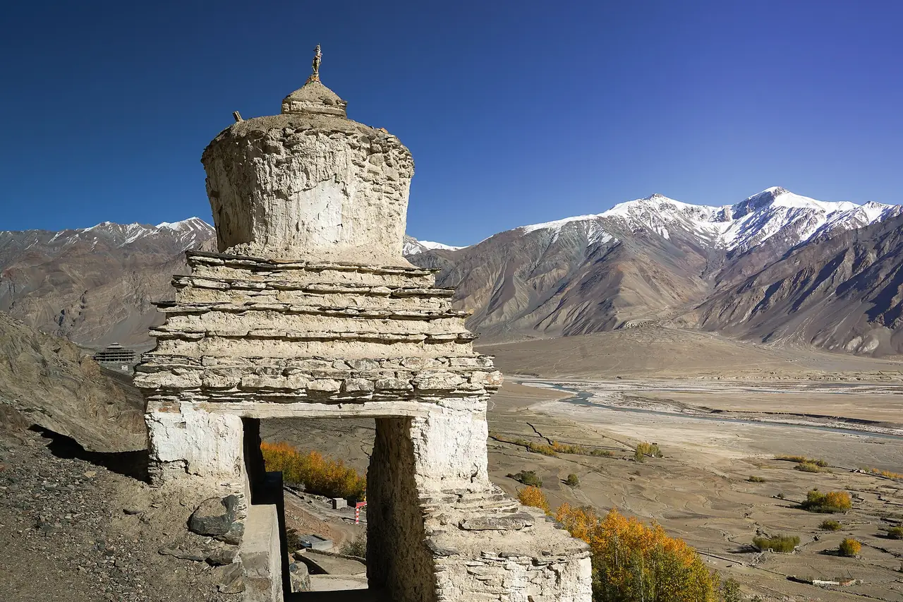 Old chorten above the Zanskar valley near Karsha